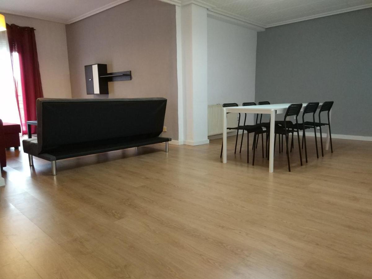 Piso Para Grupos En Logroño Dış mekan fotoğraf